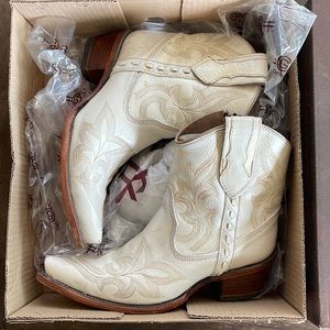 Circle G women’s boots